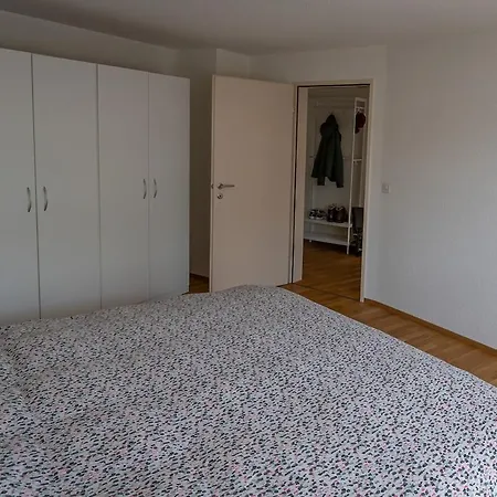 Spacious, Very Quiet And Very Well Located Flat Reichenbach im Kandertal